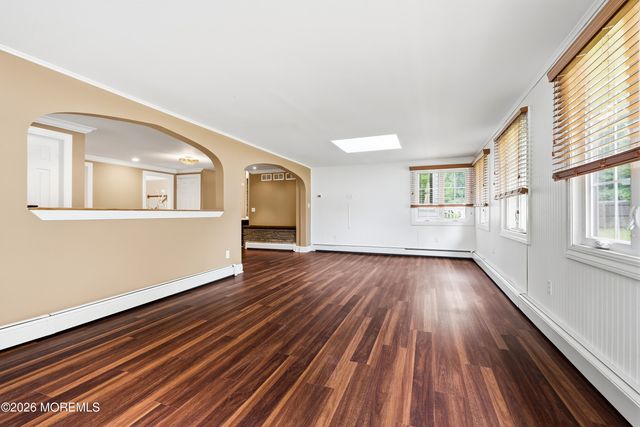 910 Somerset Drive, Toms River, NJ 08753