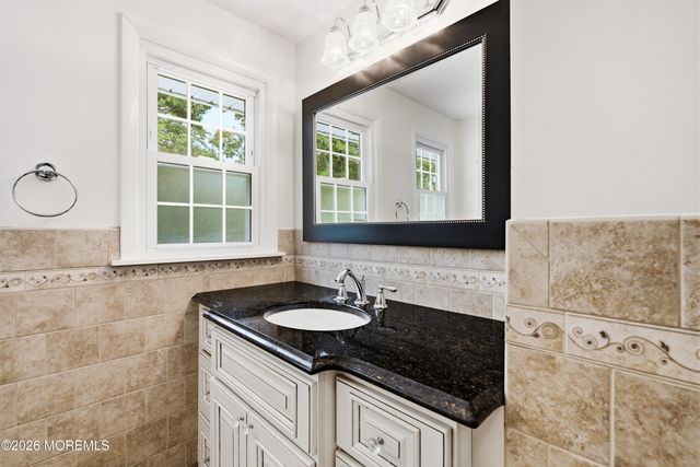 910 Somerset Drive, Toms River, NJ 08753