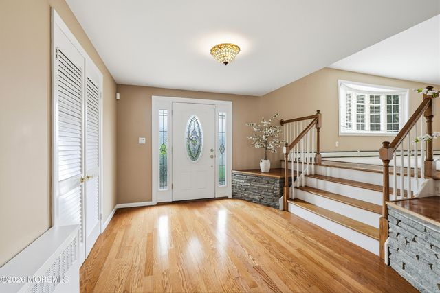 910 Somerset Drive, Toms River, NJ 08753
