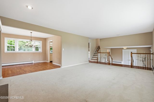 910 Somerset Drive, Toms River, NJ 08753