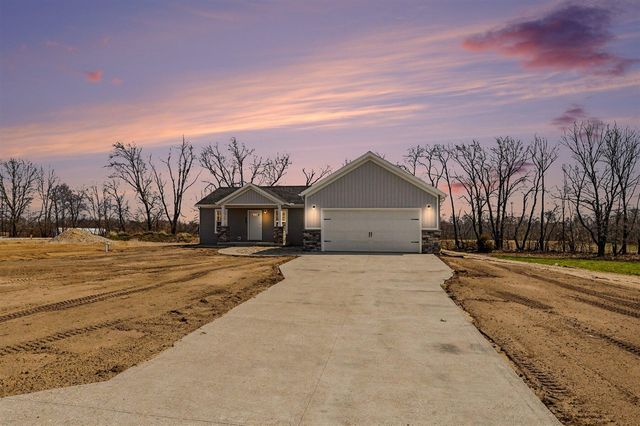 29216 Saddlebred Lane, Dowagiac, MI 49047