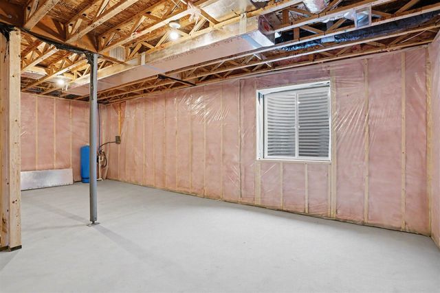 29216 Saddlebred Lane, Dowagiac, MI 49047