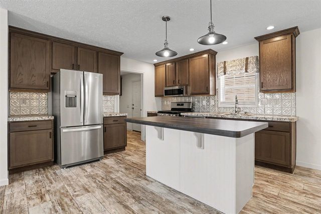 29216 Saddlebred Lane, Dowagiac, MI 49047