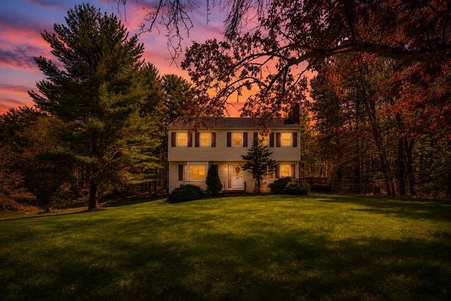 3 Cortland Drive, Salem, NH 03079