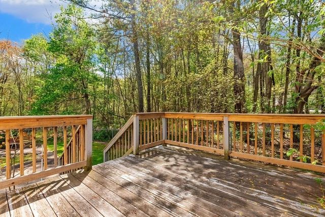 3 Cortland Drive, Salem, NH 03079