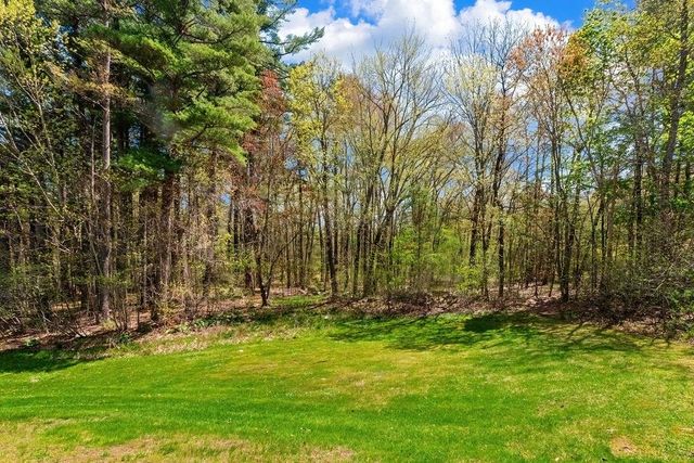 3 Cortland Drive, Salem, NH 03079