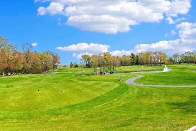 3 Cortland Drive, Salem, NH 03079