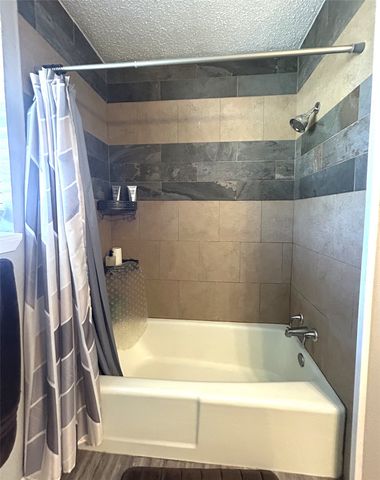 1689 W FM 898, Bonham, TX 75418