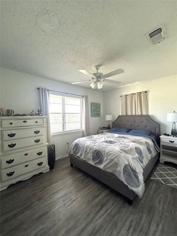 1689 W FM 898, Bonham, TX 75418