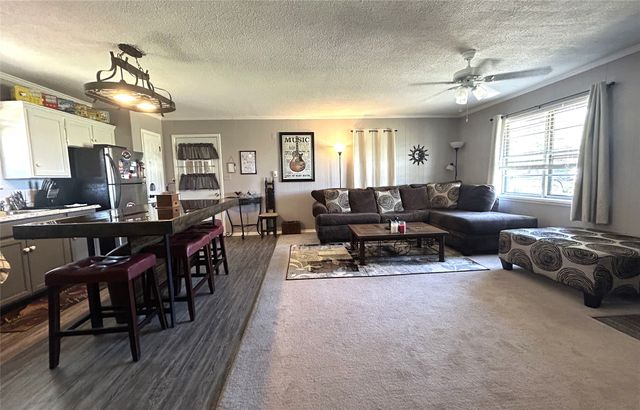 1689 W FM 898, Bonham, TX 75418