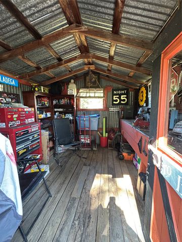 1689 W FM 898, Bonham, TX 75418