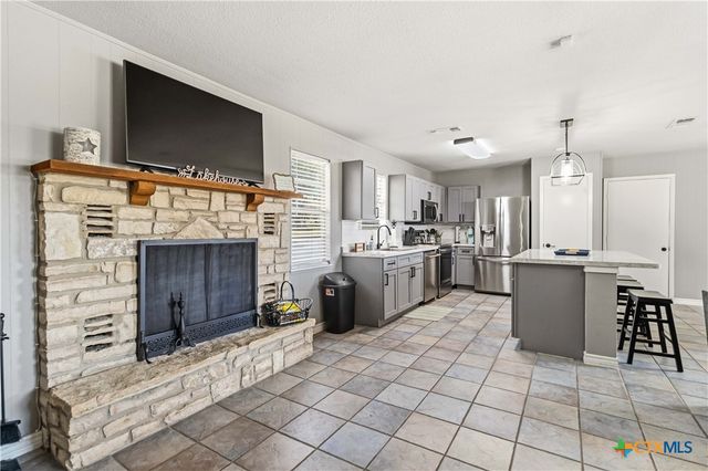 2123 Canyon Lake Drive, Canyon Lake, TX 78133