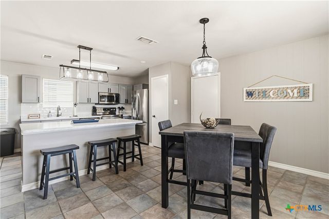 2123 Canyon Lake Drive, Canyon Lake, TX 78133