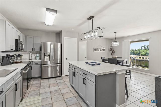 2123 Canyon Lake Drive, Canyon Lake, TX 78133