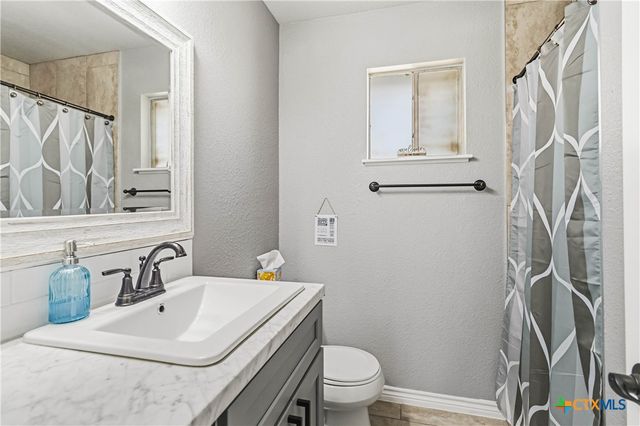 2123 Canyon Lake Drive, Canyon Lake, TX 78133