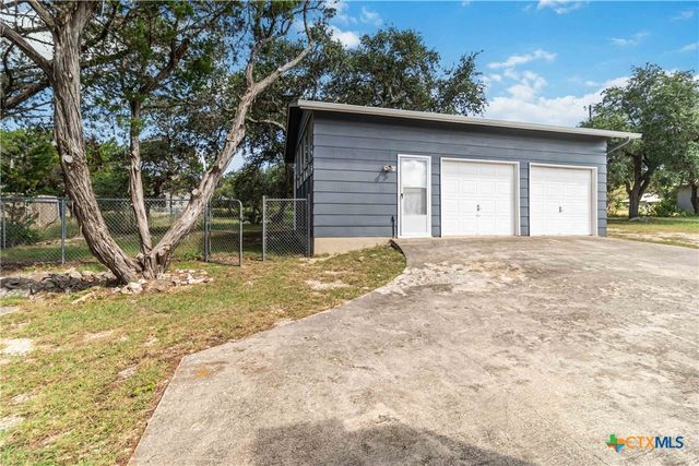 2123 Canyon Lake Drive, Canyon Lake, TX 78133