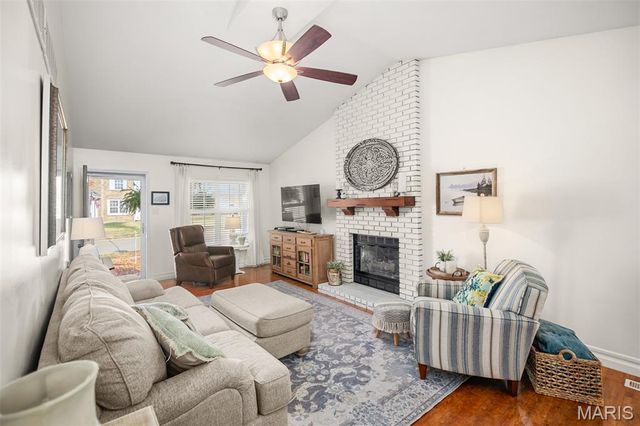 3036 Caprock Court, St Louis, MO 63129