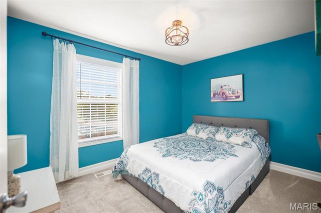 3036 Caprock Court, St Louis, MO 63129