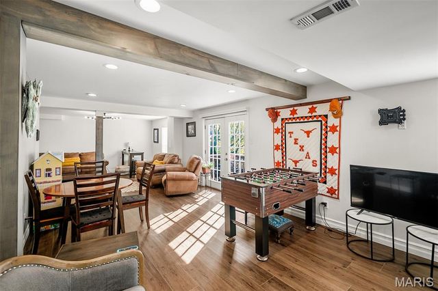 3036 Caprock Court, St Louis, MO 63129