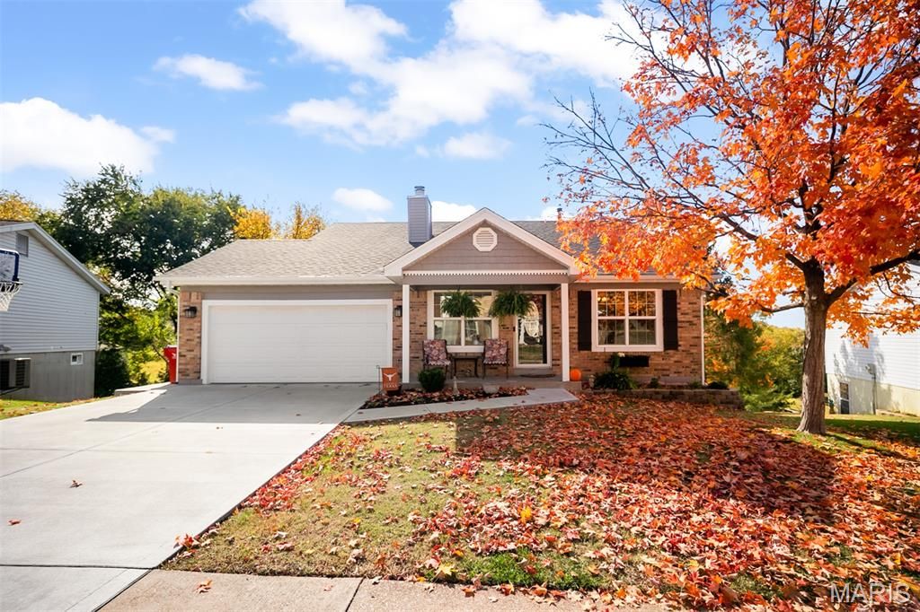 3036 Caprock Court, St Louis, MO 63129