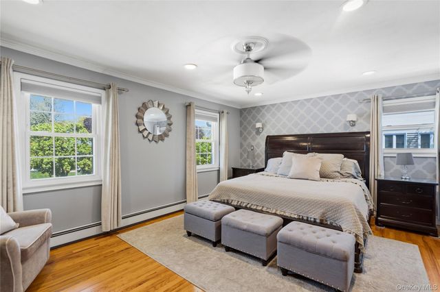 50 Abbot Road, Smithtown, NY 11787