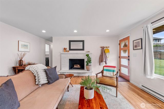 1109 Clinton Place, Everett, WA 98201