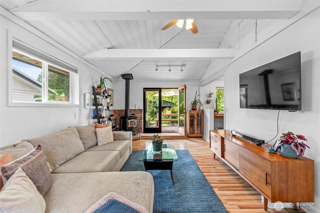 1109 Clinton Place, Everett, WA 98201