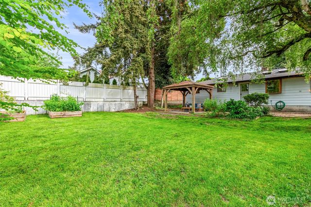 1109 Clinton Place, Everett, WA 98201