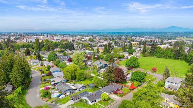 1109 Clinton Place, Everett, WA 98201