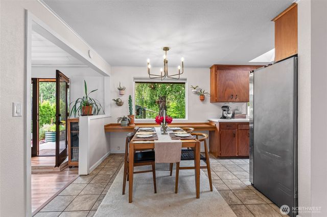 1109 Clinton Place, Everett, WA 98201