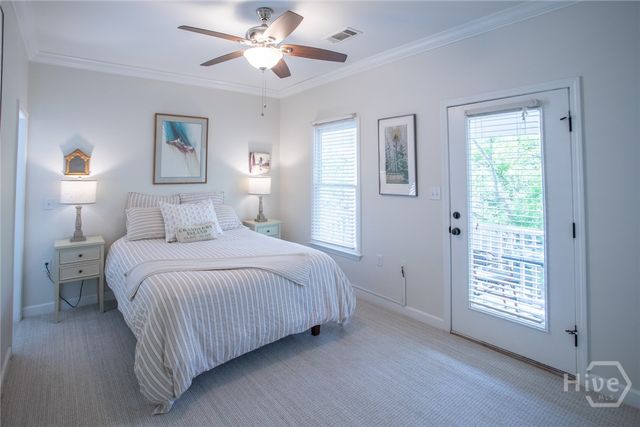 218 E 33rd Street, Savannah, GA 31401