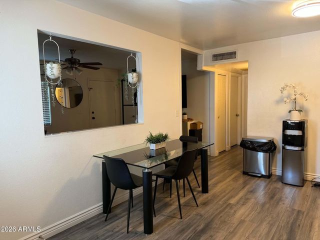 6733 W ORANGE Drive, Glendale, AZ 85303
