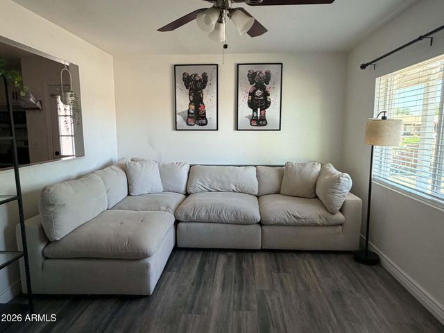 6733 W ORANGE Drive, Glendale, AZ 85303