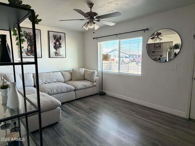 6733 W ORANGE Drive, Glendale, AZ 85303