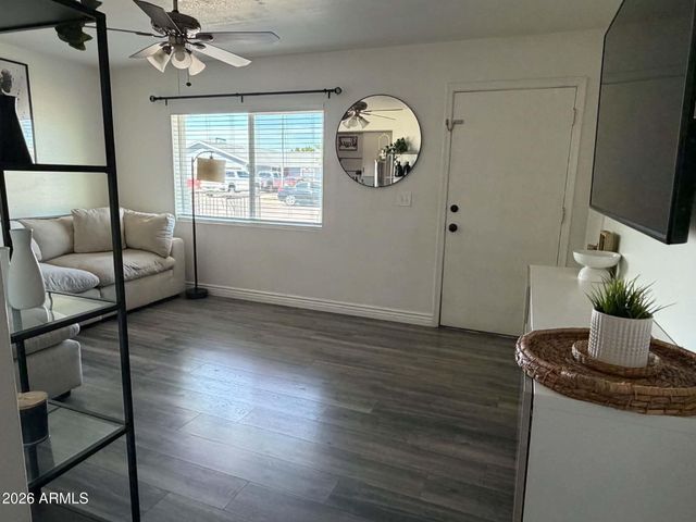 6733 W ORANGE Drive, Glendale, AZ 85303
