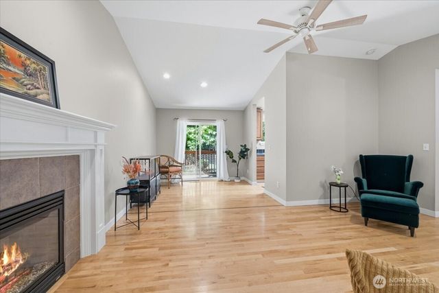 879 881 Kamus Way, Fox Island, WA 98333