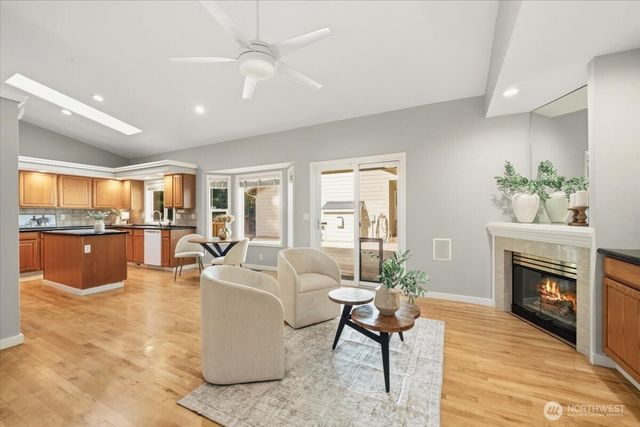 879 881 Kamus Way, Fox Island, WA 98333