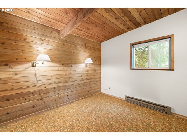 15094 CREEK VIEW Ln, Vernonia, OR 97064