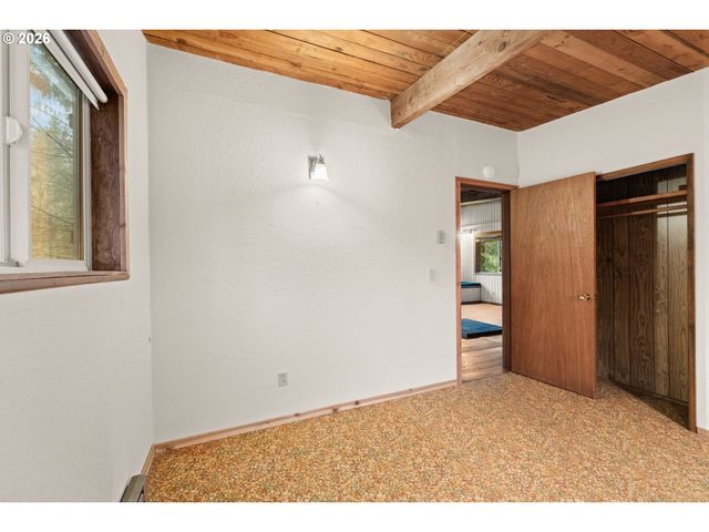 15094 CREEK VIEW Ln, Vernonia, OR 97064