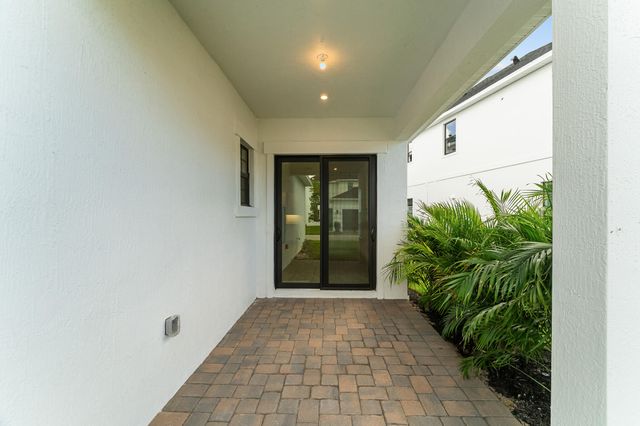 701 SW Backus Lane, Palm City, FL 34990