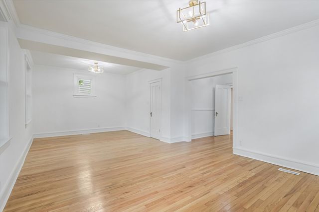 7339 S Evans Avenue, Chicago, IL 60619