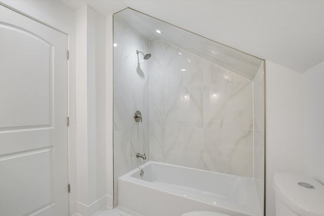 7339 S Evans Avenue, Chicago, IL 60619