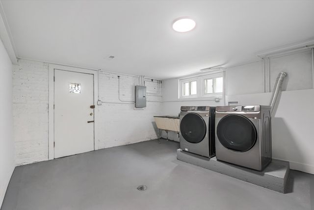 7339 S Evans Avenue, Chicago, IL 60619