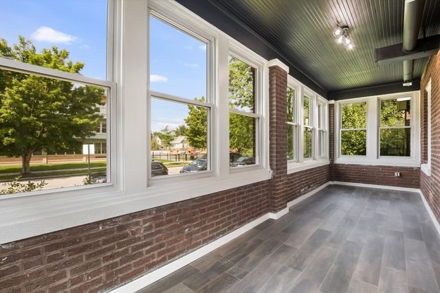 7339 S Evans Avenue, Chicago, IL 60619