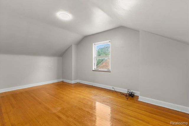11110 Wayburn Street, Grosse Pointe, MI 48224
