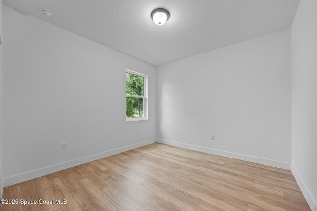 30 Victoria Street, Merritt Island, FL 32952