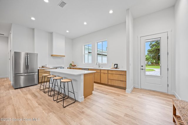 30 Victoria Street, Merritt Island, FL 32952