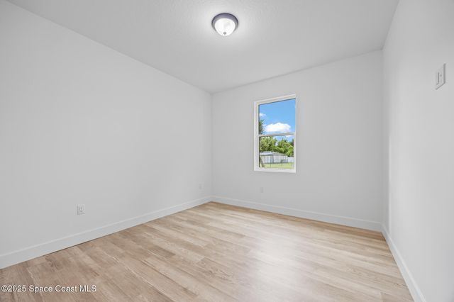 30 Victoria Street, Merritt Island, FL 32952