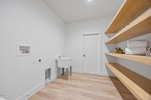 30 Victoria Street, Merritt Island, FL 32952