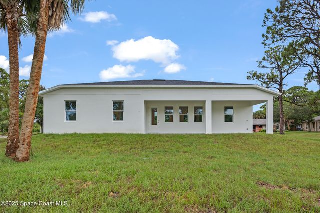30 Victoria Street, Merritt Island, FL 32952